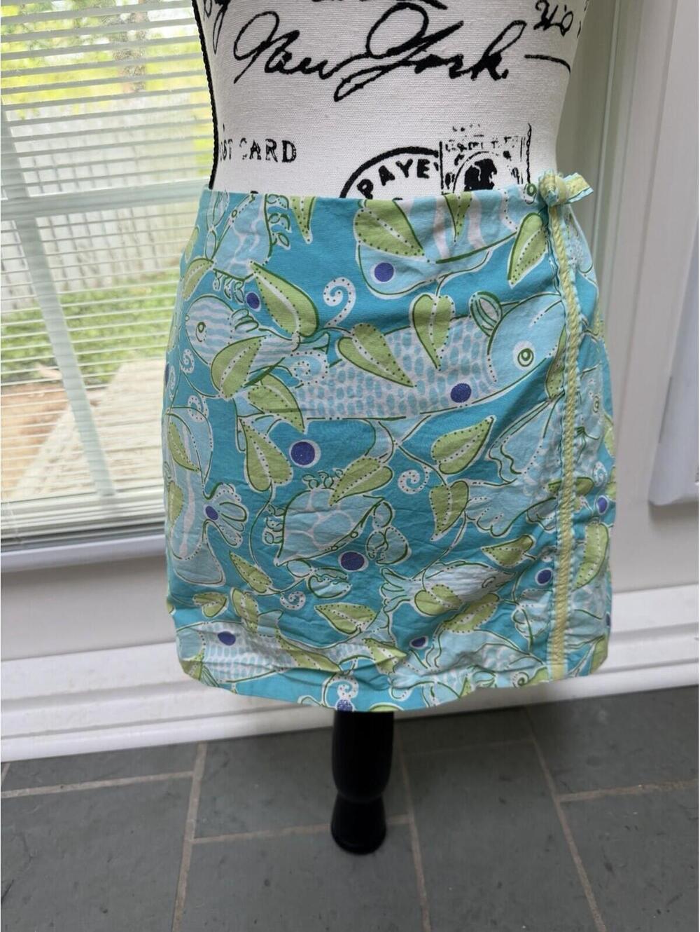 Lilly Pulitzer white Label Blue/green Skort SIZE  0. EUC